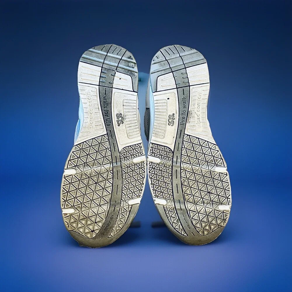 SAS Tour Mesh Women's Size 9.5 W Tripad Comfort Shoes White Silver Leather USA